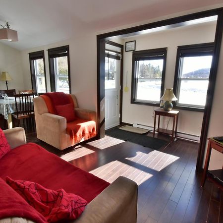 Emme Chalets Sainte-Lucie-de-Doncaster Extérieur photo