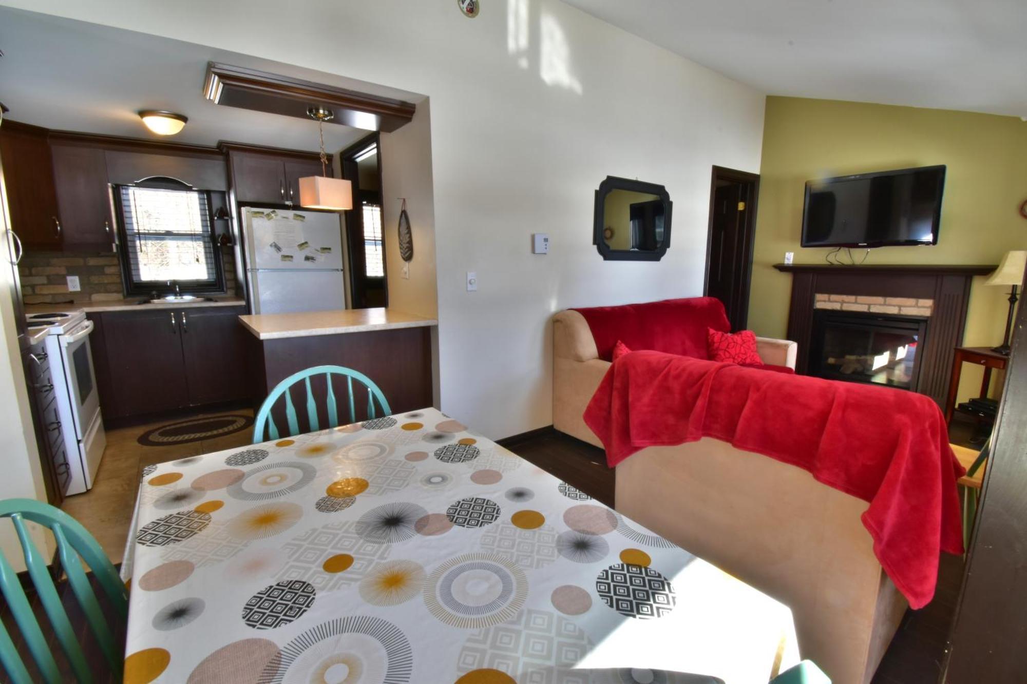 Emme Chalets Sainte-Lucie-de-Doncaster Extérieur photo
